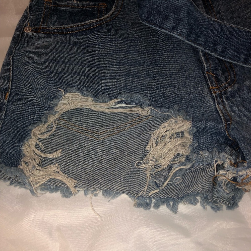 Forever21 HighWaist Jean Shorts sz 26 - Picture 5 of 9
